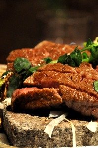 信州牛の石焼ステーキ