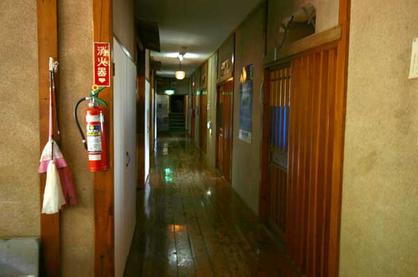 本館の廊下
