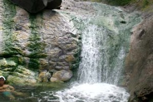 カムイワッカ湯の滝12